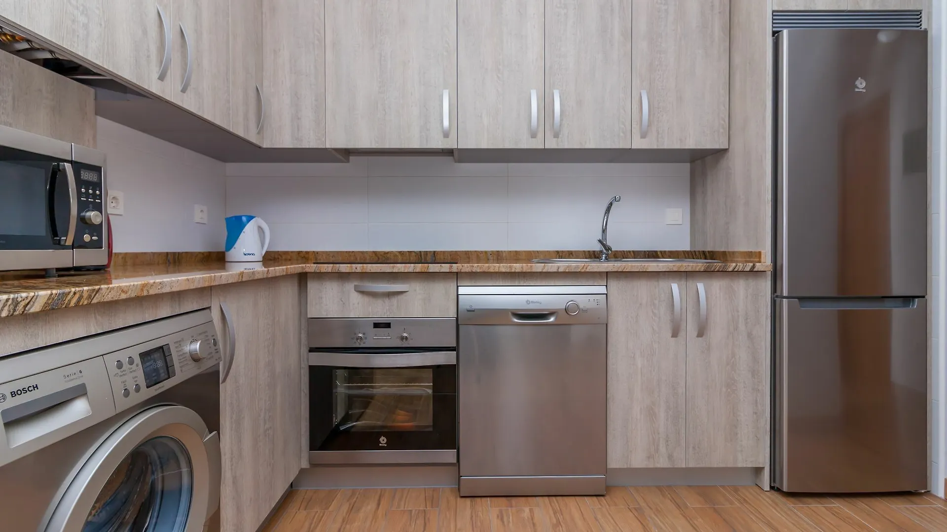 Fenix Granada Apartment By A3Rentals Spain