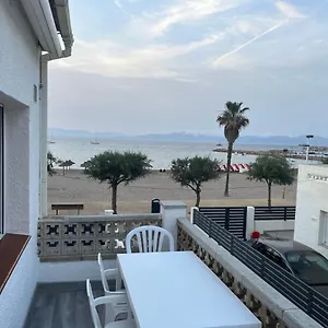 https://apartamento-en-la-playa-free-parking-free-lescala.topcostabravahotels.com