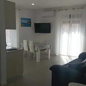 https://apartament-al-cor-de-begur.topcostabravahotels.com